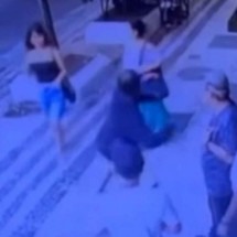 Homem em situação de rua é preso após agredir mulher no Rio de Janeiro - câmera de segurança