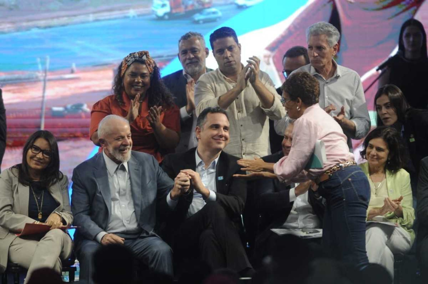Lula na Grande BH: em primeiro dia, Pacheco ganha holofotes