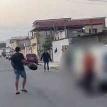 Vídeo: funcionária de prefeitura é morta a facadas no meio da rua - Reprodução / Redes Sociais