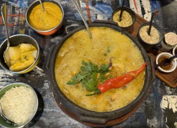 Moqueca da Casa de Tereza, em Salvador (BA) -  (crédito: Casa de Tereza/Divulgação)