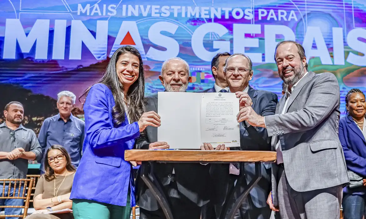 Governo federal anuncia R$ 58 bilhões em investimentos em Minas Gerais -  (crédito: EBC)