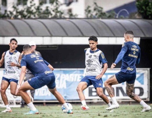 Santos treinou nesta sexta-feira como preparação para o duelo contra a Chapecoense -  (crédito: Raul Baretta/ Santos FC)