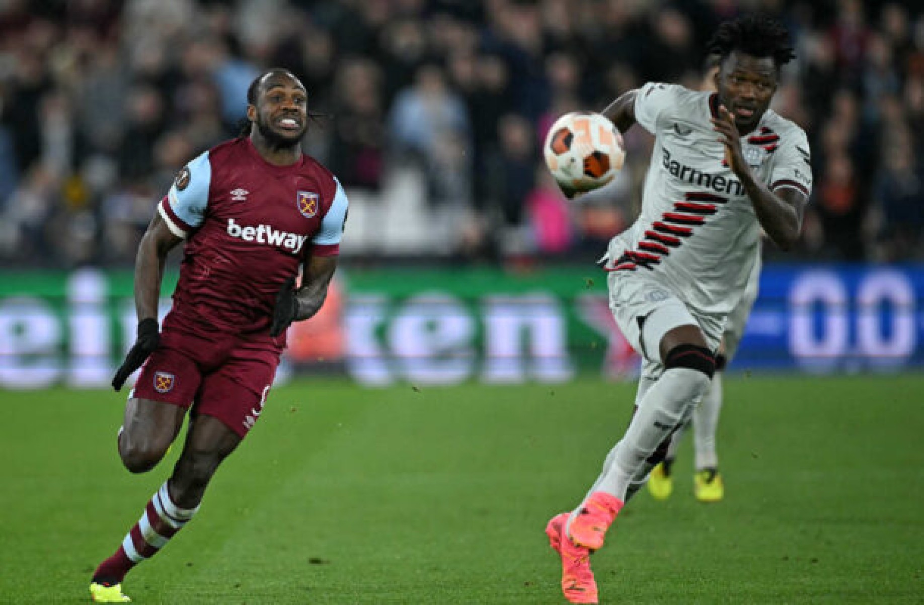 Grêmio faz proposta por atacante do West Ham