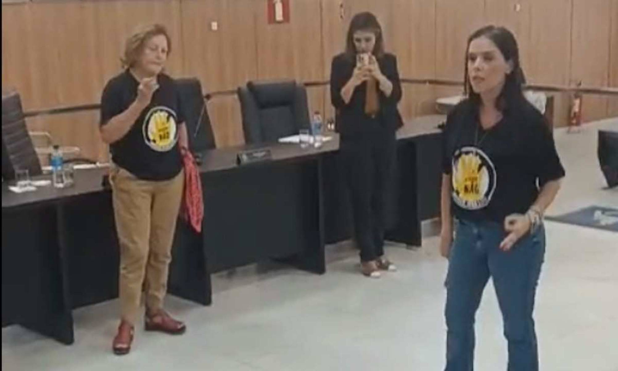 Grupo de mulheres denuncia assédio na prefeitura de Vespasiano