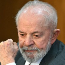 Lula diz que bancos tomam terras dos agricultores e não o MST - Evaristo Sá/AFP