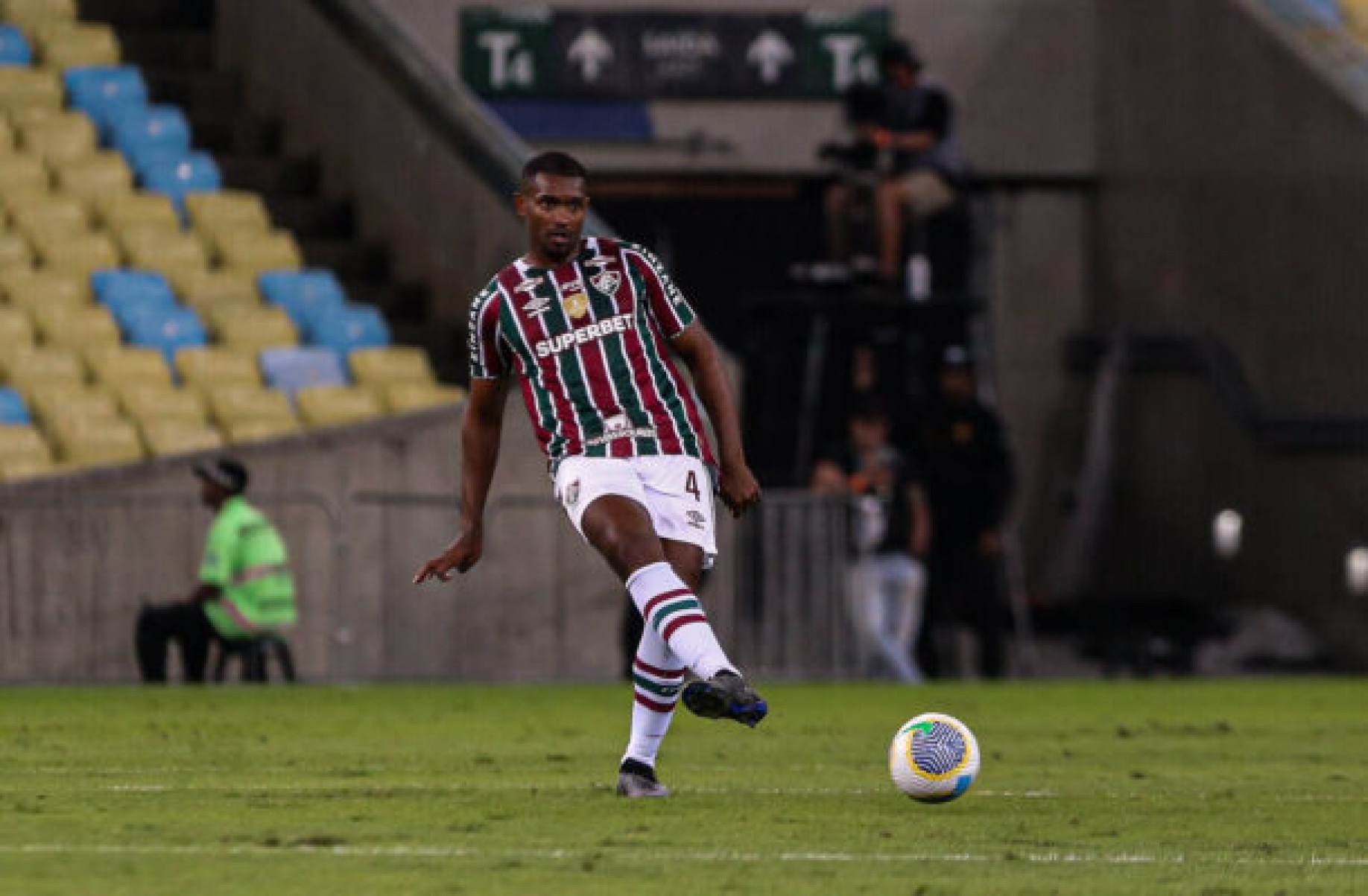 Fluminense negocia com o Shakhtar e tenta manter Marlon até 2025