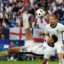 Com golaço salvador de Bellingham, Inglaterra vira sobre Eslováquia e avança na Euro - No Ataque Internacional
