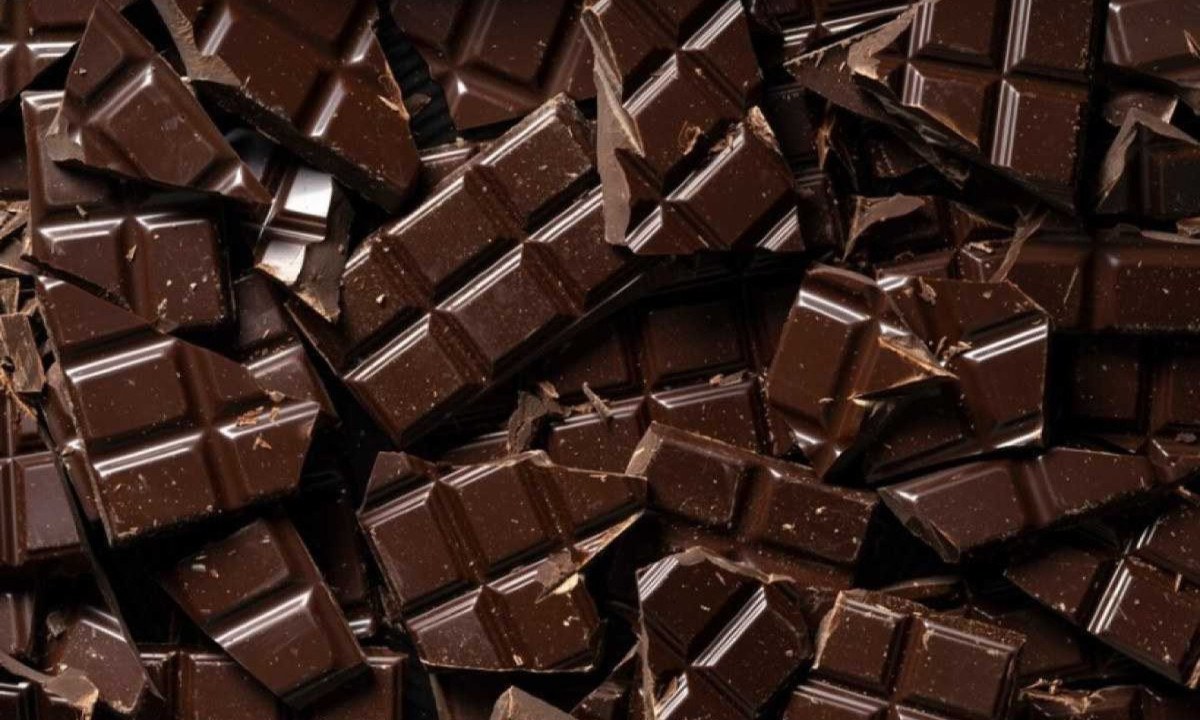 O melhor horário para consumir o chocolate é aquele em que se tem vontade e para comer em paz -  (crédito: Freepik)