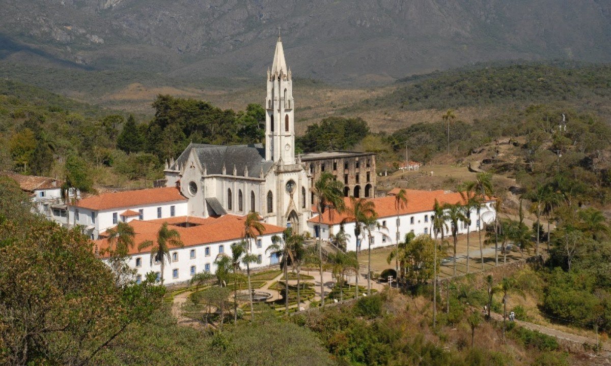 Santu&Atilde;?&Acirc;&iexcl;rio do Cara&Atilde;?&Acirc;&sect;a celebra jubileu de 250 anos e 30 Anos da RPPN