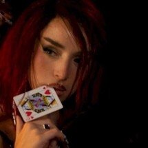 Lola Indigo, referência no pop latino urbano, lança 'La Reina' e emplaca tu - Universal Music