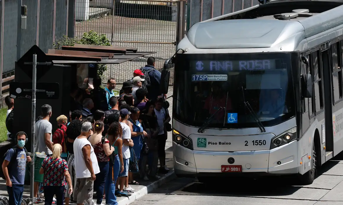 Motoristas confirmam greve de ônibus em São Paulo nesta quarta-feira -  (crédito: EBC)