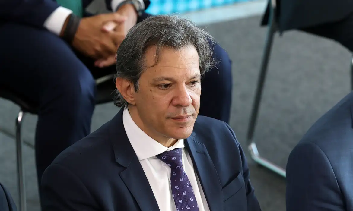 Haddad anuncia R$ 25,9 bilhões em cortes de despesas obrigatórias -  (crédito: EBC - Economia)