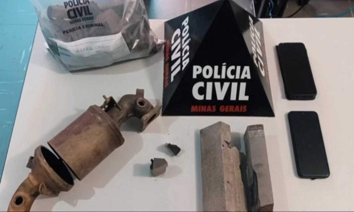 Material era roubado, desmontado e metais nobres vendidos em São Paulo -  (crédito: PCMG)