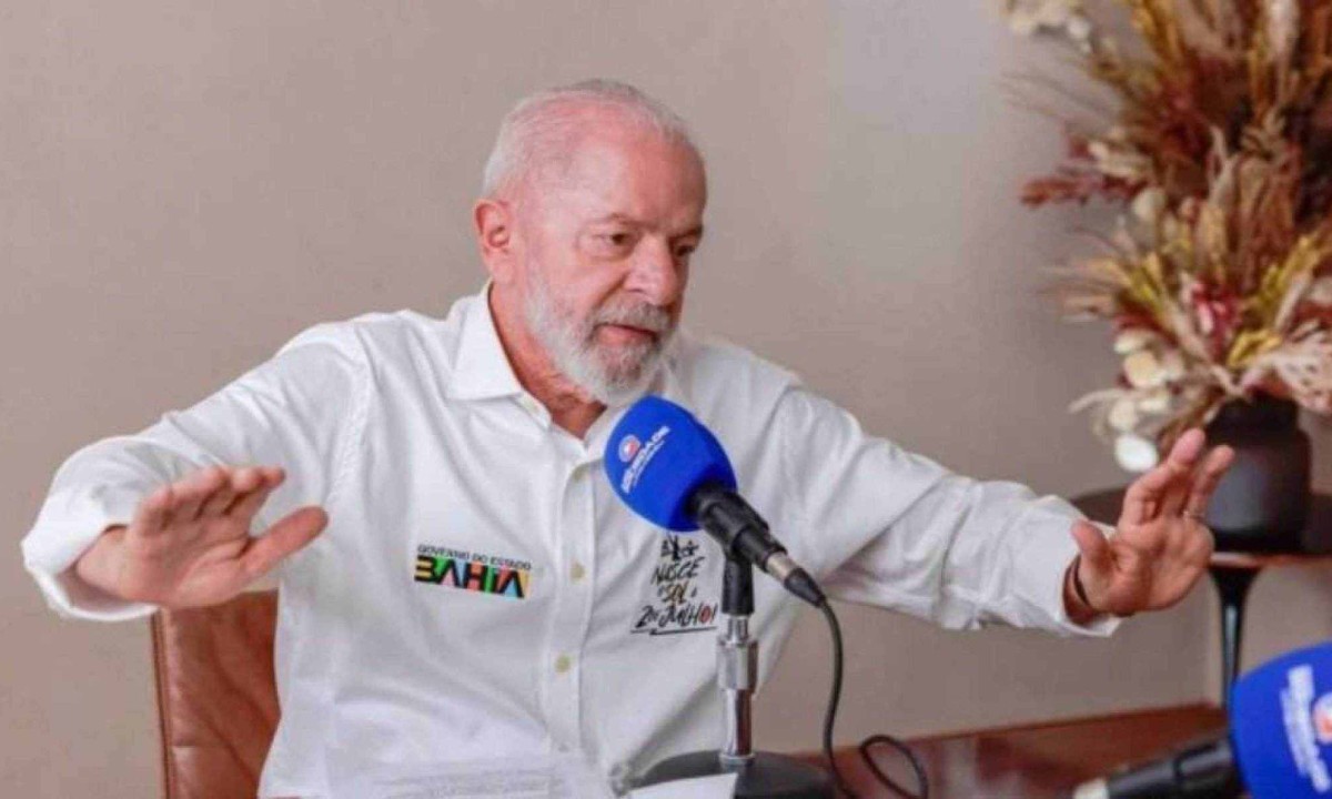 O presidente Lula em entrevista a uma rádio baiana: "É um absurdo. Obviamente que me preocupa essa subida do dólar. É uma especulação" -  (crédito: Ricardo Stuckert/PR)