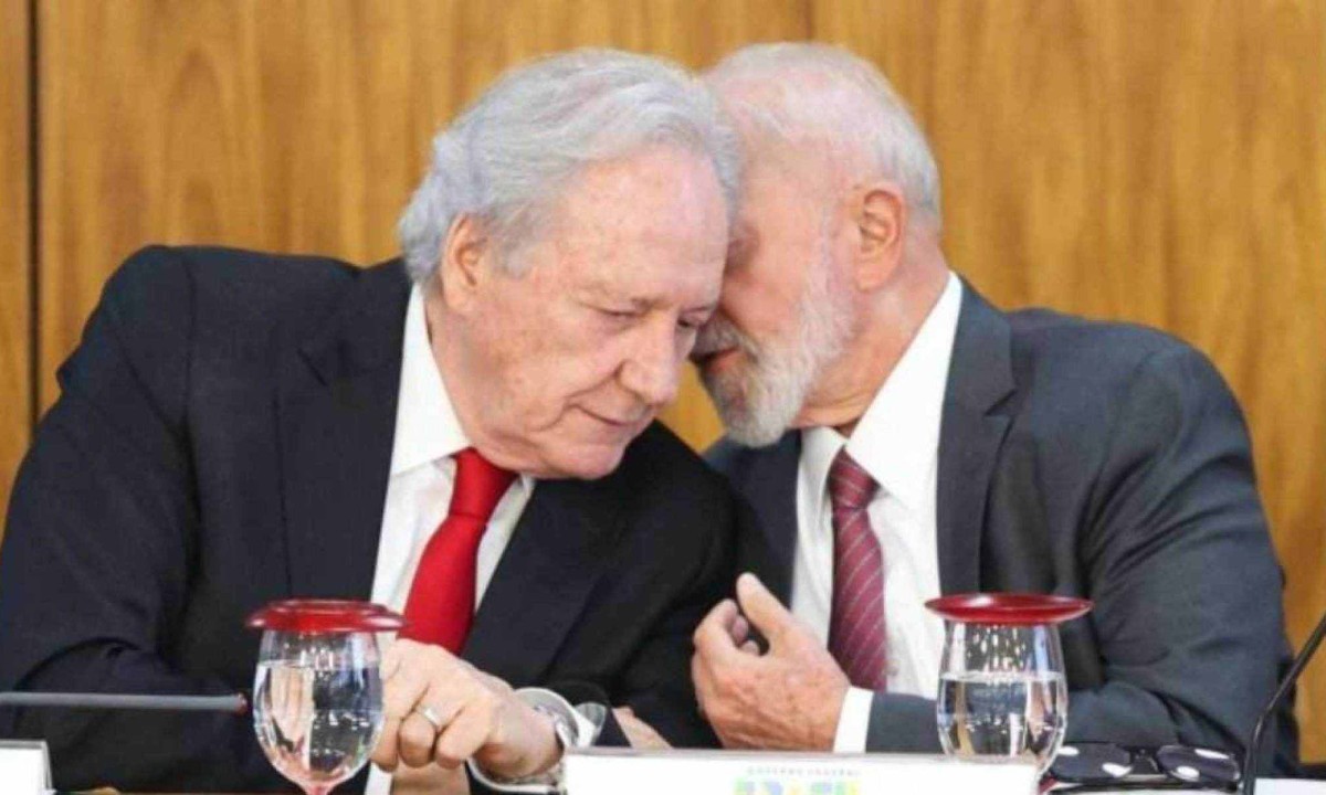 O presidente Lula com o ministro da Justiça e Segurança Pública, Ricardo Lewandowski -  (crédito: Valter Campanato/Agência Brasil)