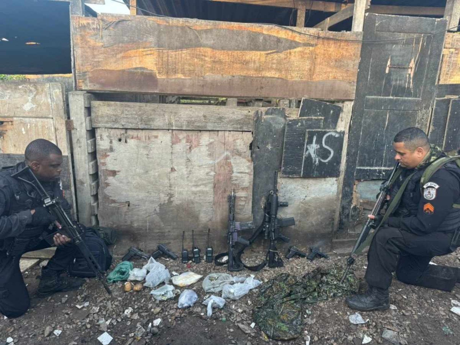 Seis mortos em confronto com a PM na Cidade de Deus