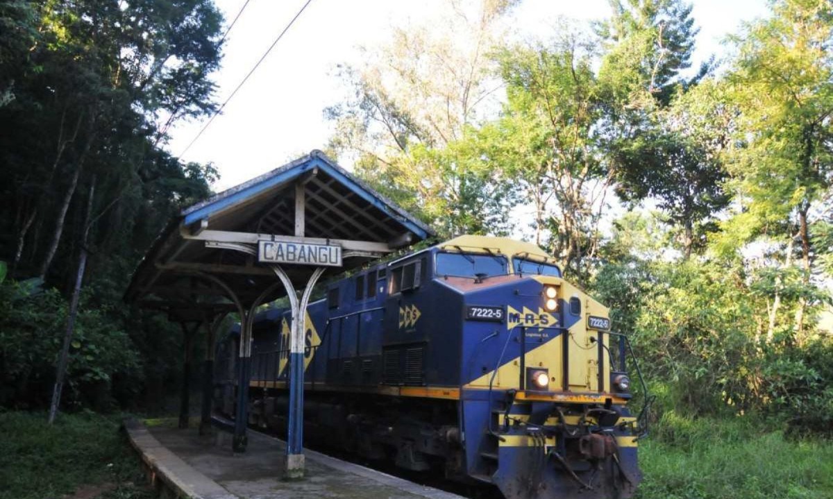 A malha ferroviária de Santos Dumont já foi responsável por viabilizar viagens até o litoral e as minas de ouro e diamante de Minas Gerais -  (crédito: Alexandre Guzanshe/ EM. / DA.Press)