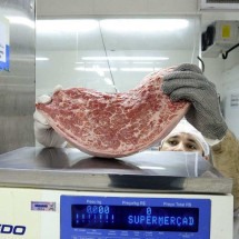 Carne bovina e frango ficarão de fora cesta básica - Edilson Rodrigues/Agência Senado