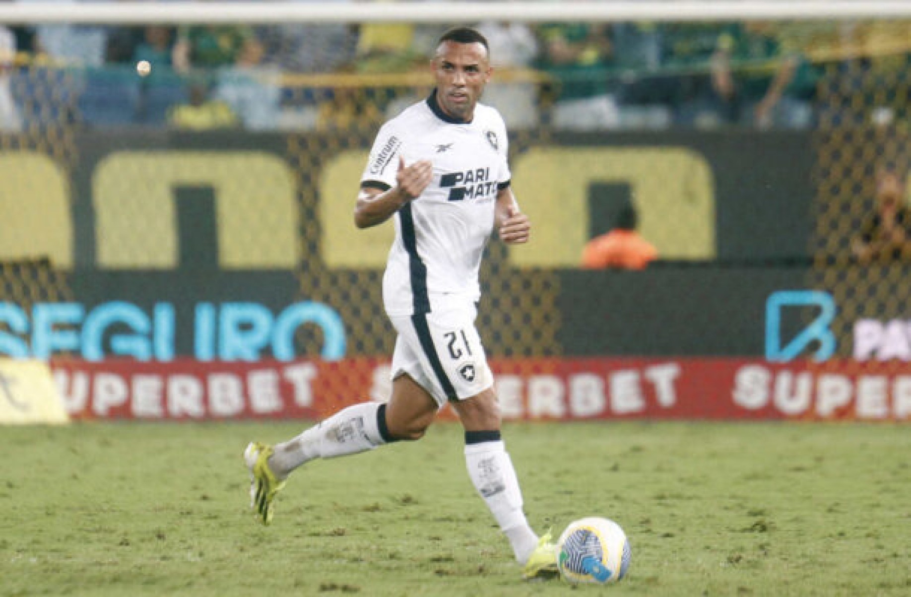 Marlon Freitas motiva Botafogo antes de vitória em cima do Cuiabá