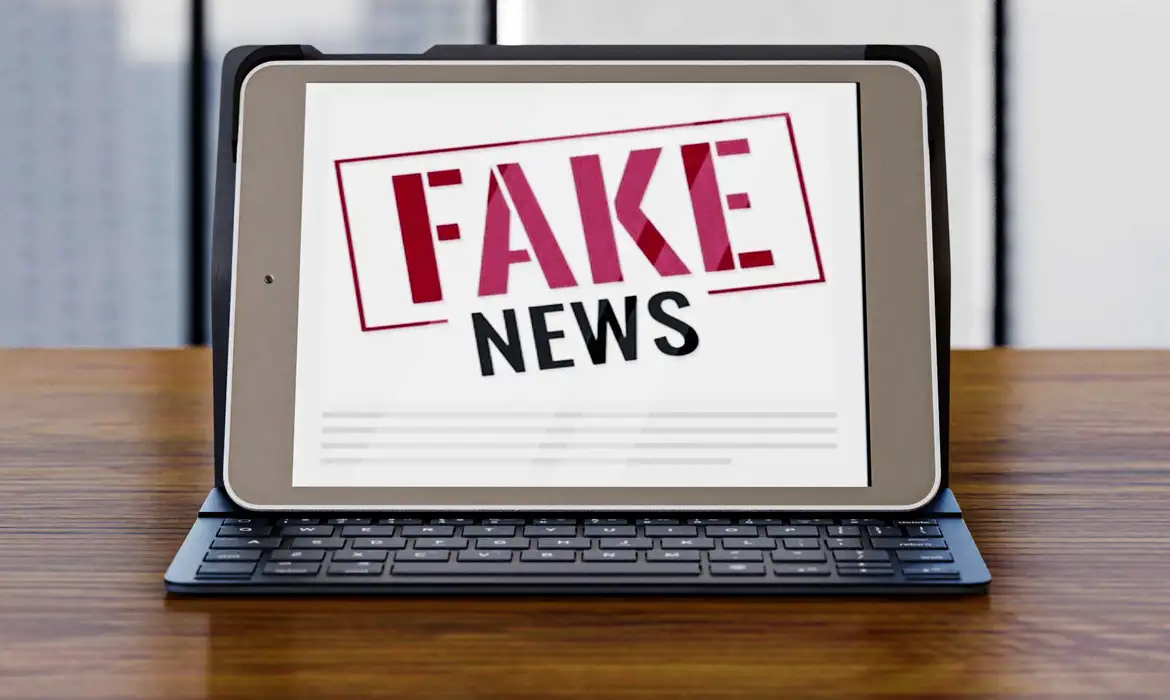 Estudo mostra uso de inteligência artificial na detecção de fake news -  (crédito: EBC)