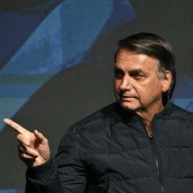 Bolsonaro sobre suspensão de perfis de Marçal:  "Não concordo com censura" - Evaristo Sa / AFP