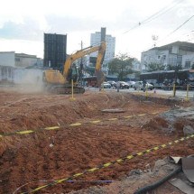 PBH inicia obras de alça de acesso entre avenidas do Contorno e Amazonas -  Alexandre Guzanshe / EM / D.A Press
