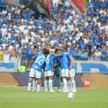 A "acústica" do Cruzeiro é a garganta do seu povão - Alexandre Guzanshe/EM/D.A. Press