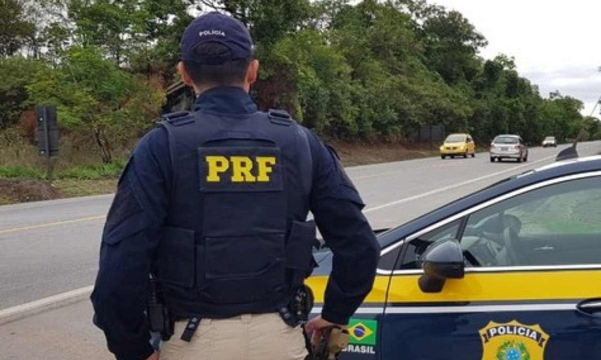 Veículos são fruto de apreensões feitas pela PRF -  (crédito: PRF)