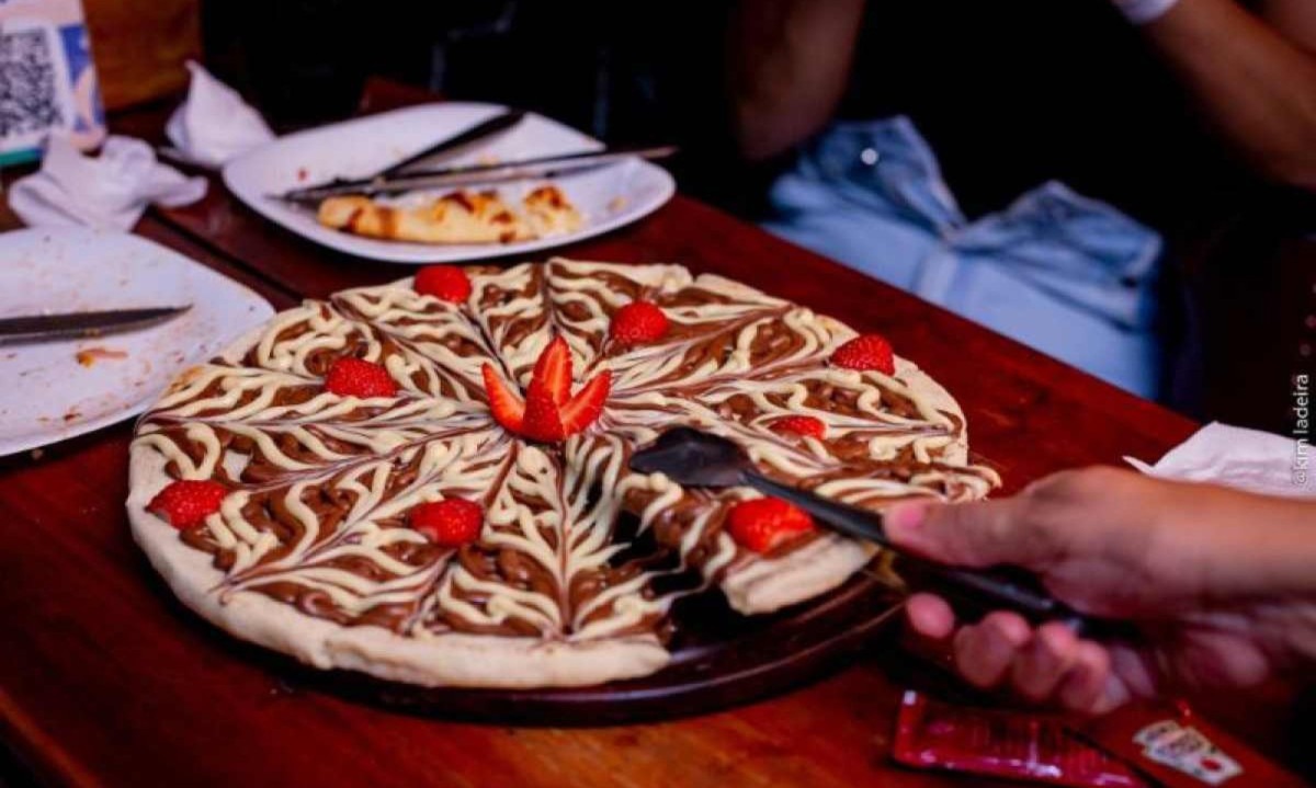 Rodízio de pizza com sabores salgados e doces -  (crédito: Bruno Werneck/Divulgação)