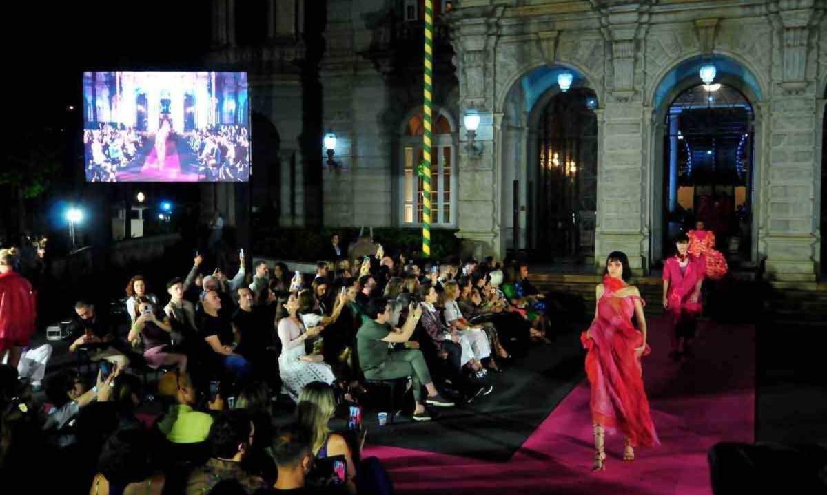 No ano passado, o jardim do Palácio da Liberdade também foi palco da moda na abertura do Minas Trend -  (crédito: Marcos Vieira /EM/DA. Press)