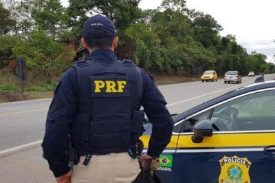 Veículos são fruto de apreensões feitas pela PRF -  (crédito: PRF)