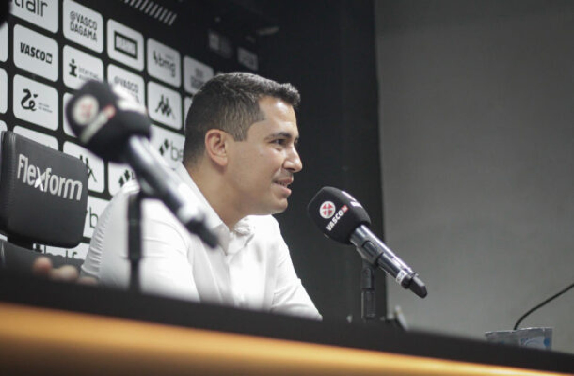 Pedro Martins explica saída do Vasco: ‘Mudanças de comando’