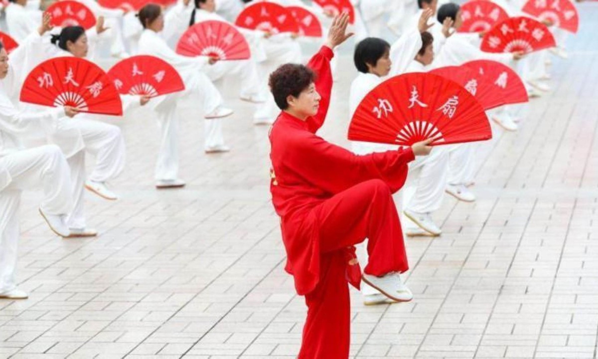 O Tai Chi pode ser praticado em todas as idades -  (crédito: Getty Images)