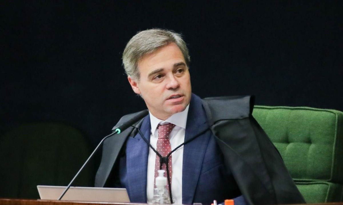 Ministro AndrÃ© MendonÃ§a decidiu pela prorrogaÃ§Ã£o do prazo apÃ³s pedido da UniÃ£o para um melhor acordo sobre o litÃ­gio -  (crédito: Gustavo Moreno/SCO/STF)