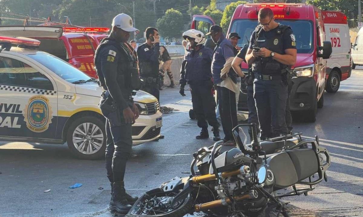 Duas guardas municipais ficaram feridas em acidente com moto na Avenida dos Andradas -  (crédito: Edesio Ferreira/EM/D.A Press)