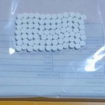 Homem é detido com mais de 80 comprimidos de rebite em frasco de chiclete - Divulgação/PMMG