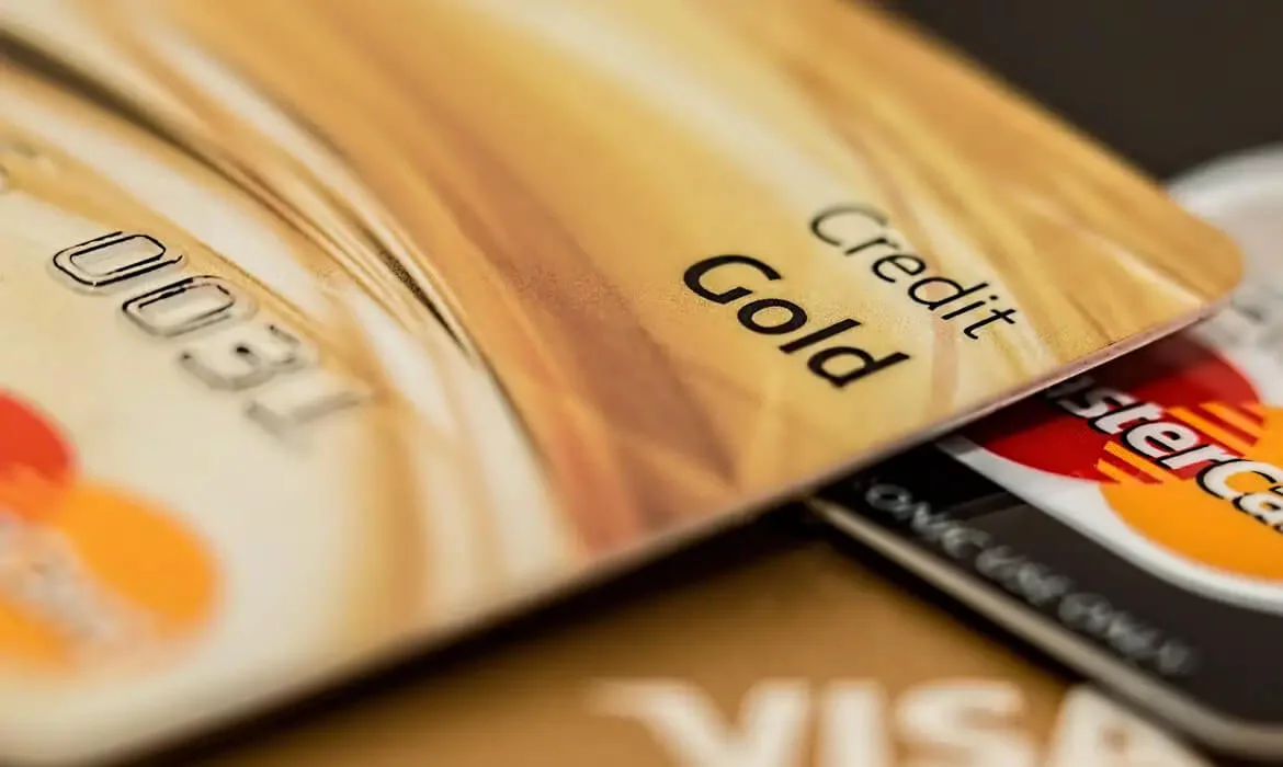 Regras para juros do cartão de crédito: Saiba o limite - Stevepb, no Pixabay