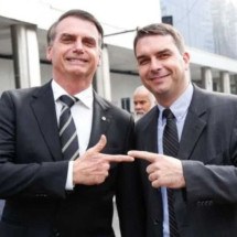 Bolsonaro e Ramagem discutem uso da Abin para proteger Flávio em áudio - REDES SOCIAIS/REPRODUÇÃO