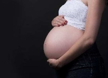 Gestante com a mão na barriga -  (crédito: Pixabay)