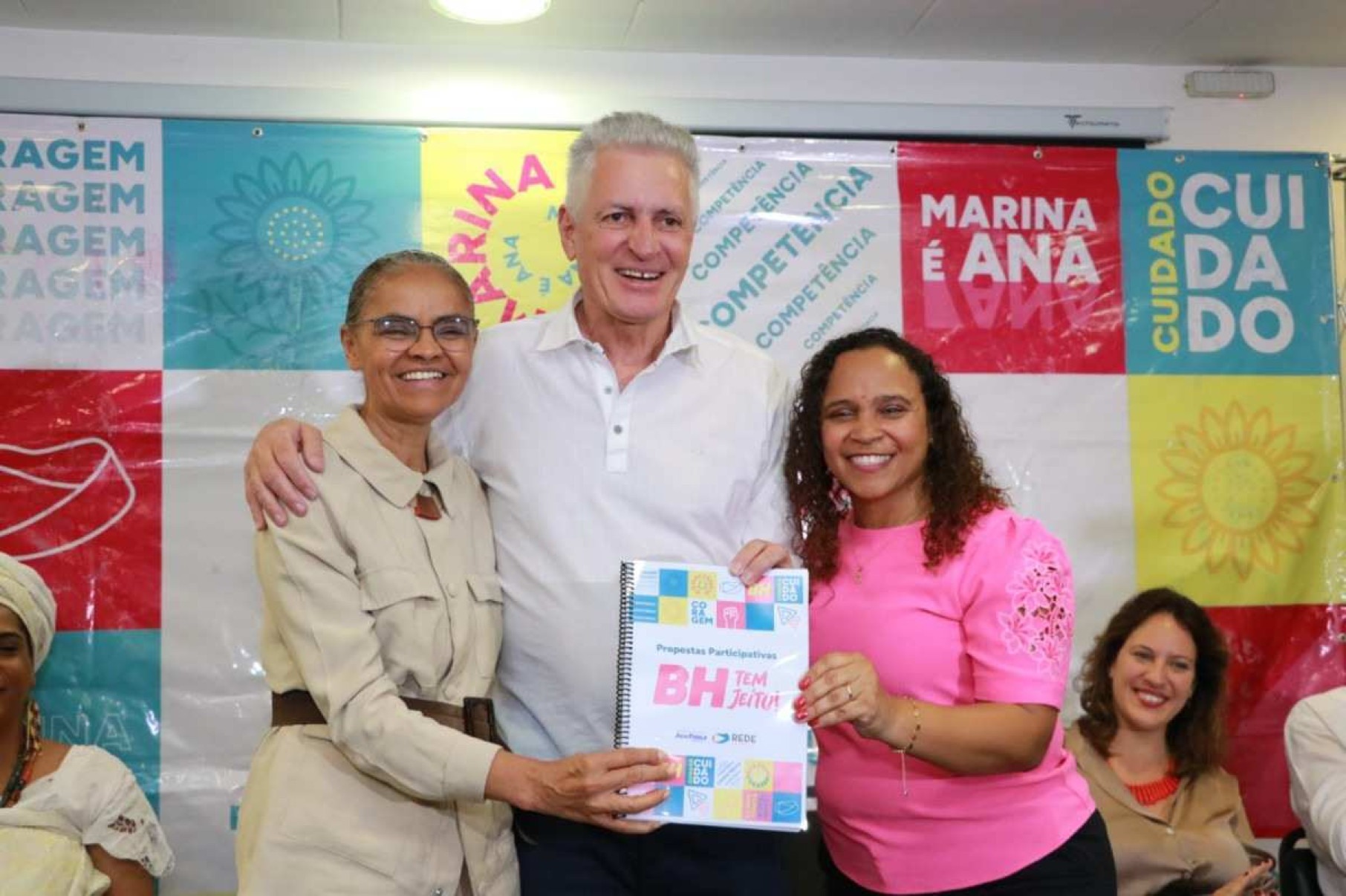 Com Marina Silva, Ana Paula Siqueira oficializa apoio a Rogério Correia