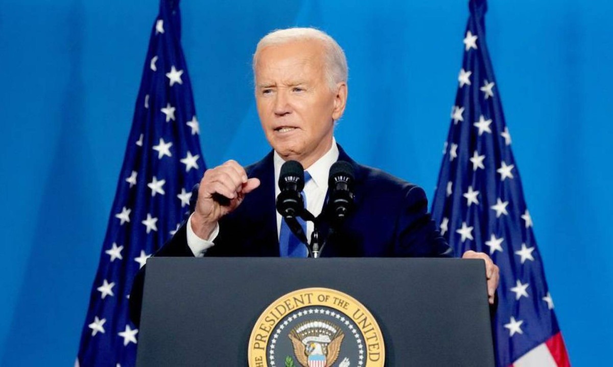 Biden insistiu que não tem intenção de desistir da campanha à reeleição -  (crédito: Graeme Sloan/Bloomberg via Getty Images)