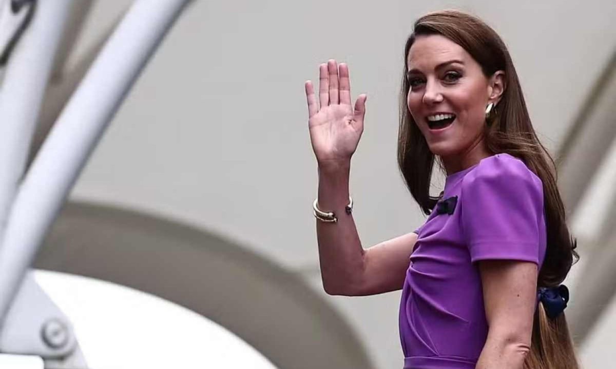 Kate Middleton marca presença na final masculina de Wimbledon
 -  (crédito: Reprodução/AFP)