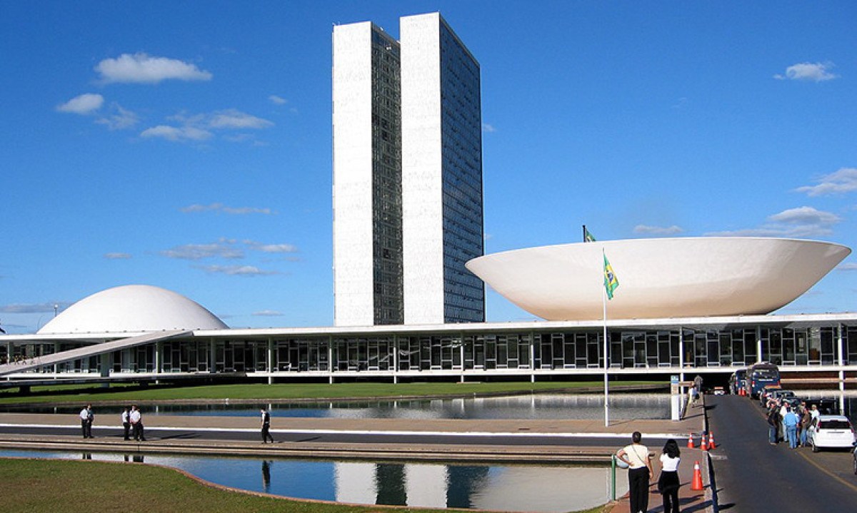 As emendas são uma forma pela qual deputados e senadores conseguem enviar dinheiro para obras e projetos em suas bases eleitorais e, com isso, ampliar seu capital político -  (crédito: PAS Flickr wikimdia commons )