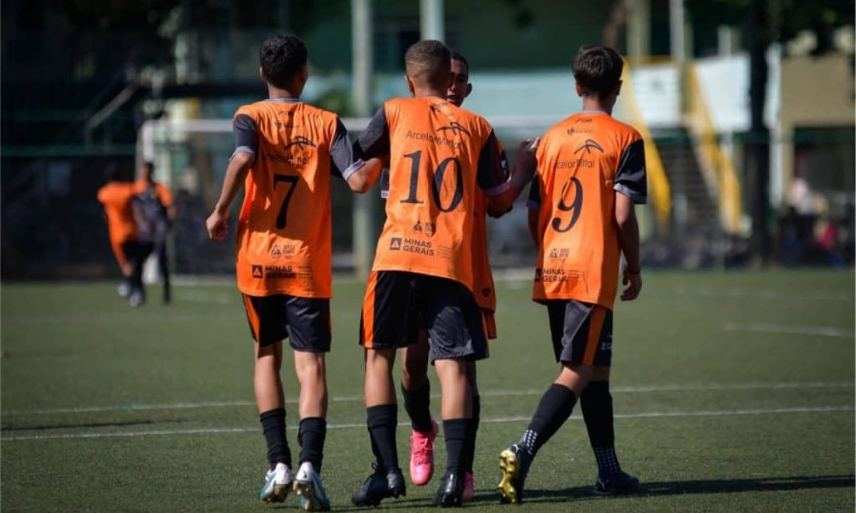 ONG impacta 5 mil crianças e adolescentes pelo esporte em 27 cidades no país -  (crédito: DINO)