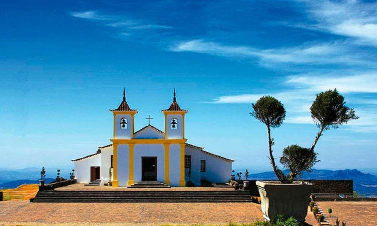 Minas tem a menor basílica do mundo -  (crédito: Reprodução/Roteiros Circuito do Ouro)