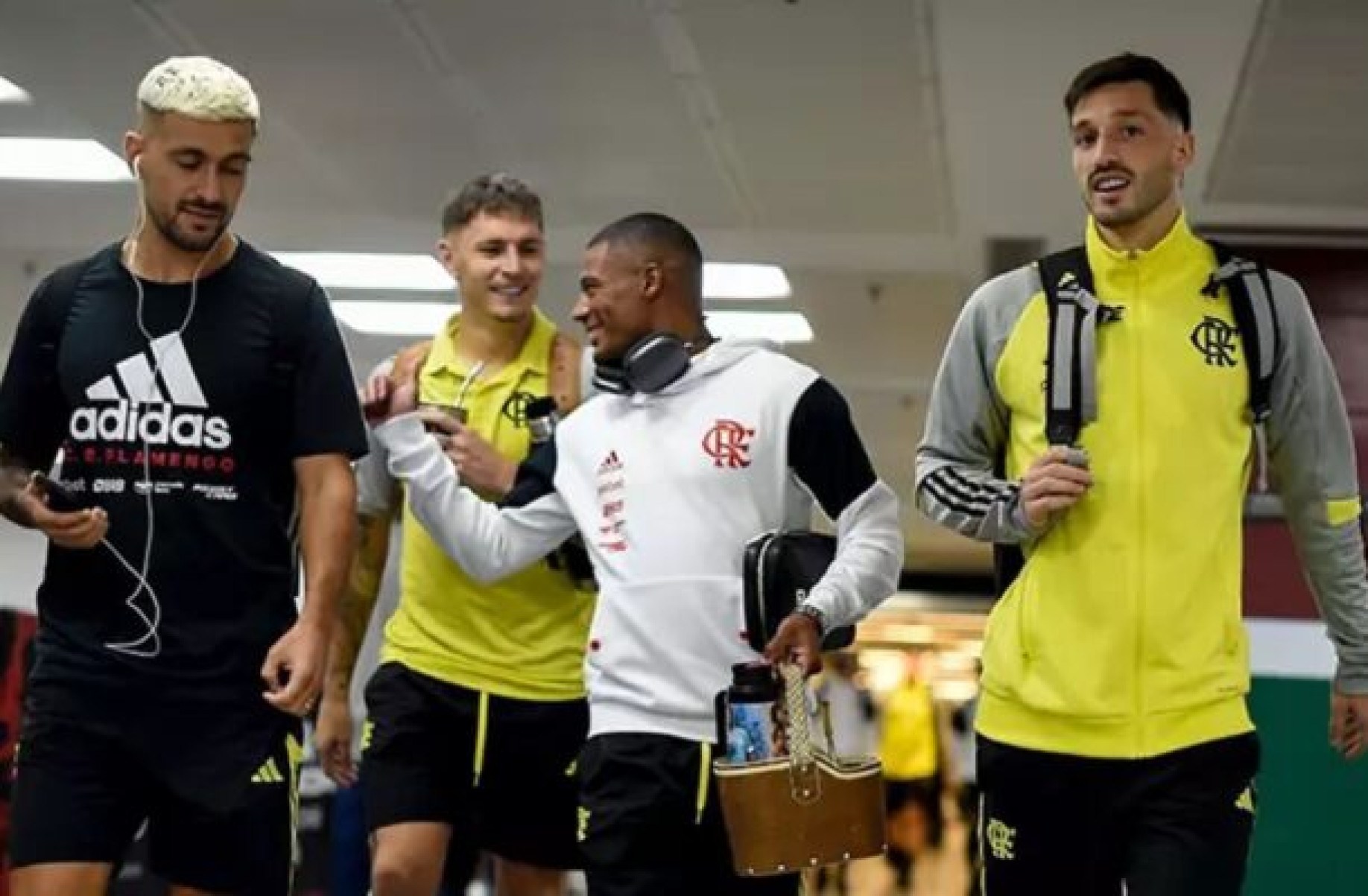 Flamengo dá folga para quarteto uruguaio
