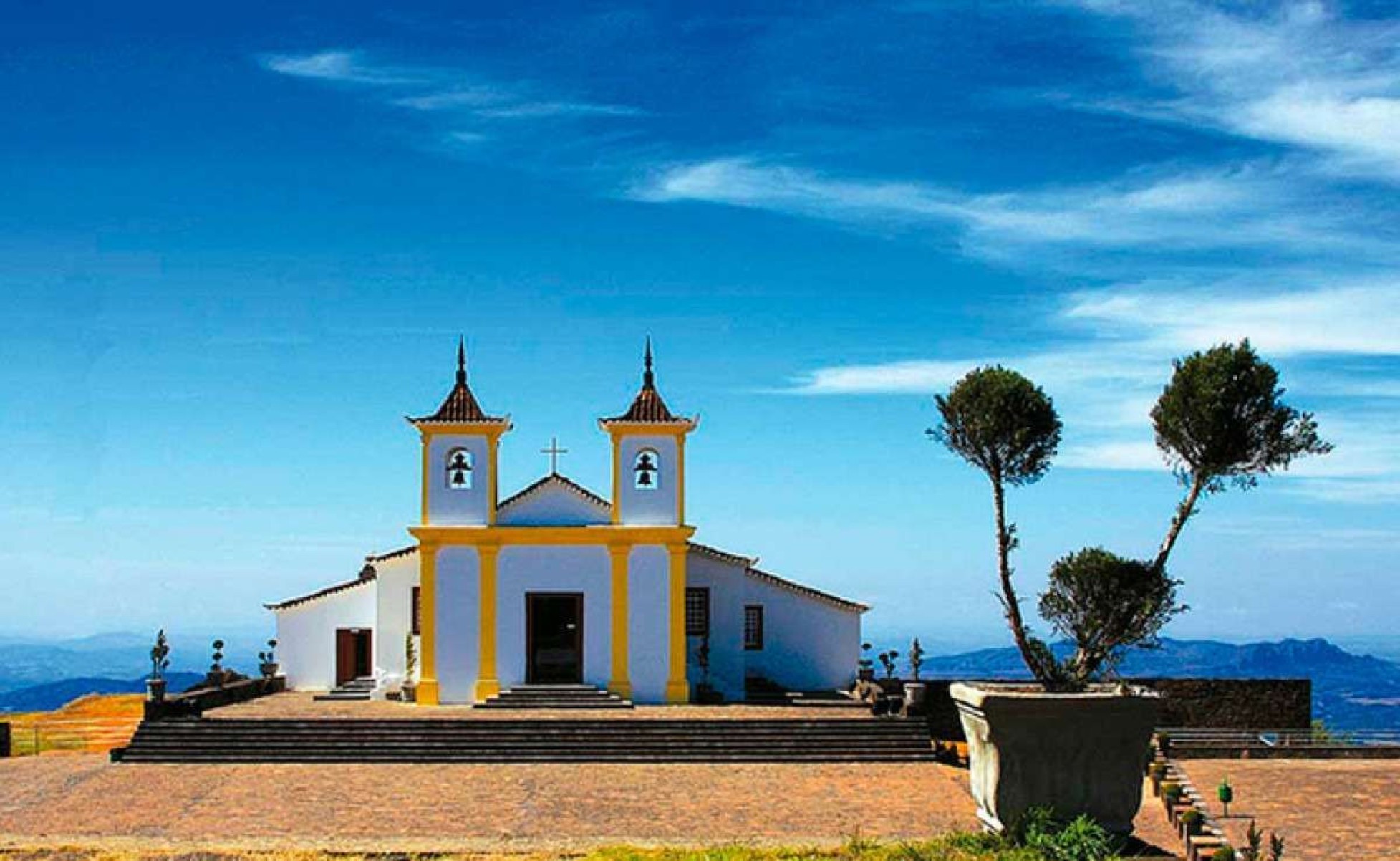 Minas tem a menor basílica do mundo, veja onde fica