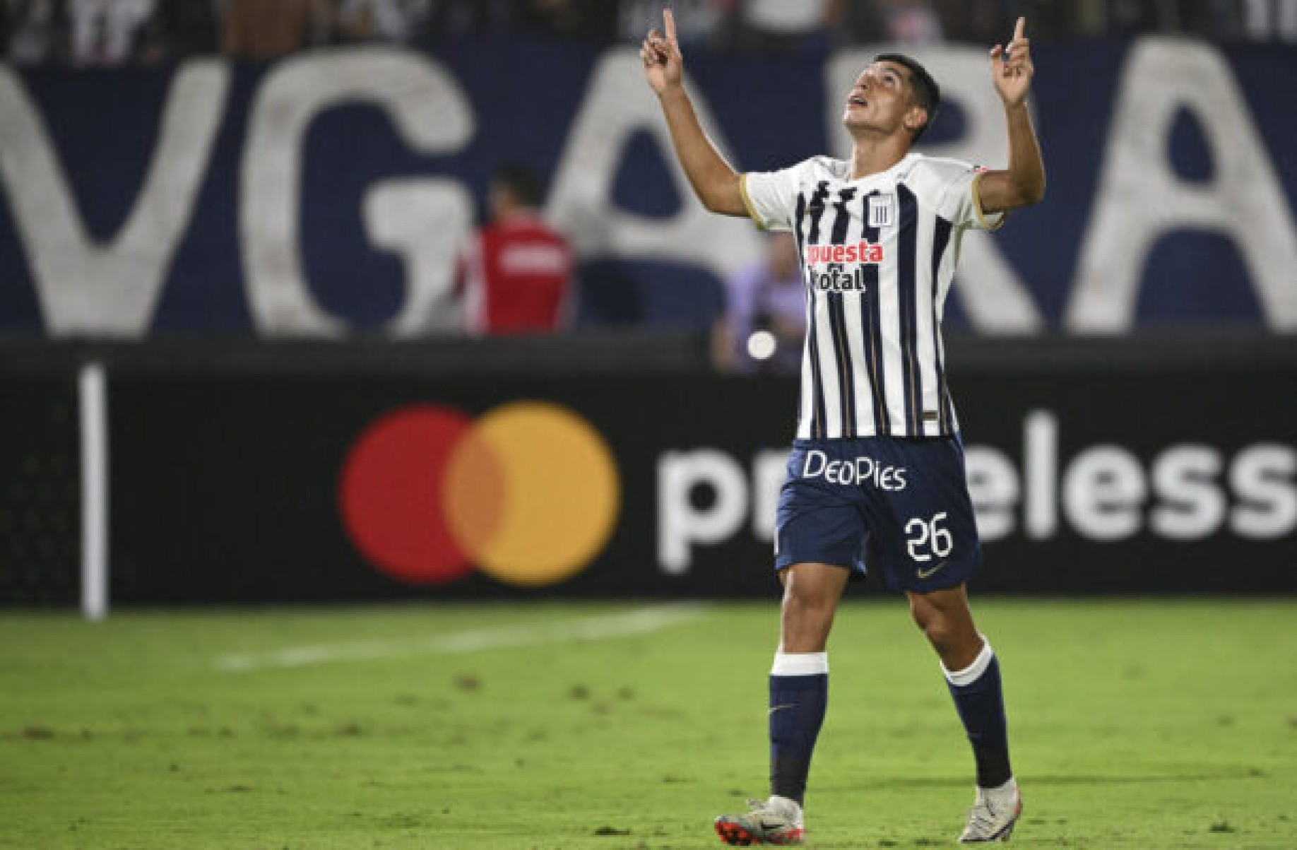 Kevin Serna se despede do Alianza Lima para acertar com o Fluminense