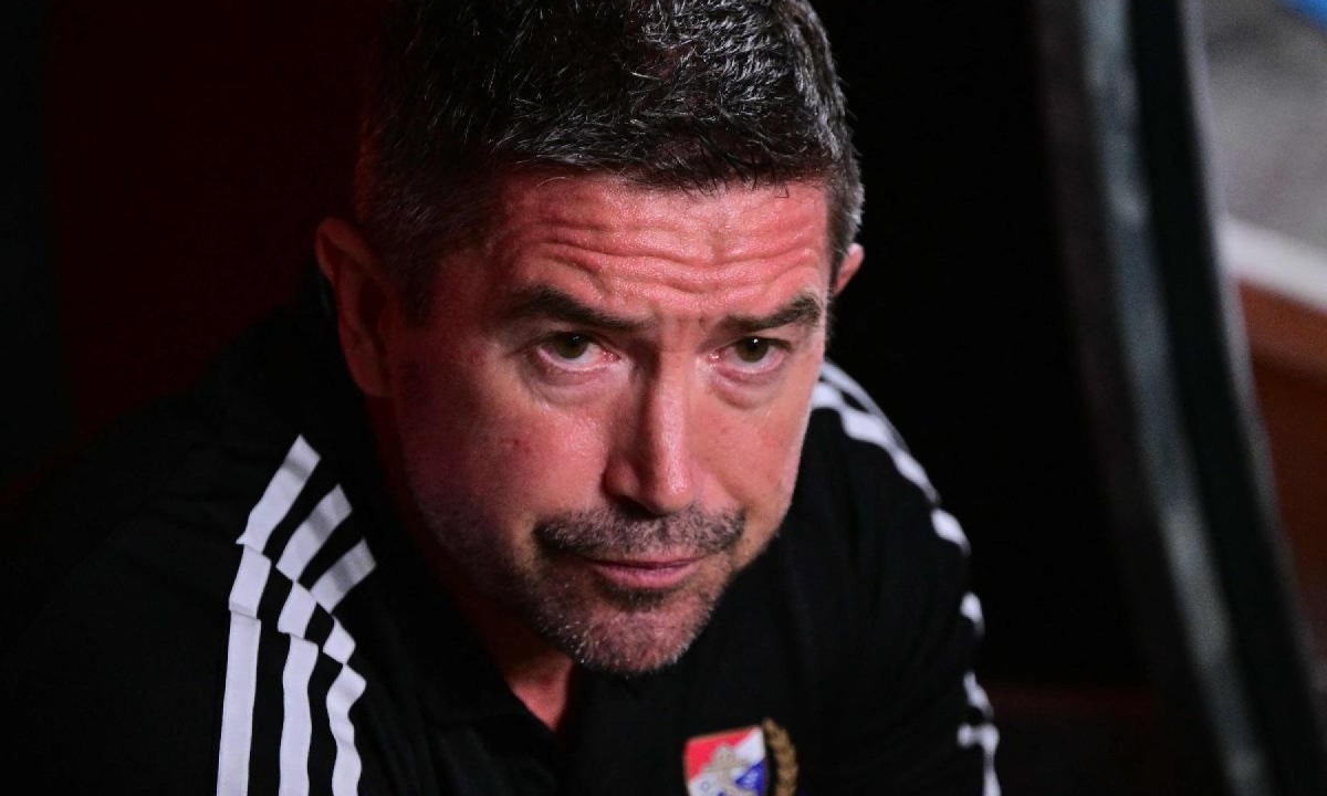 Técnico é demitido após vitória por goleada; ‘falta de respeito com jogadores’, diz jornal - (crédito: No Ataque Internacional)