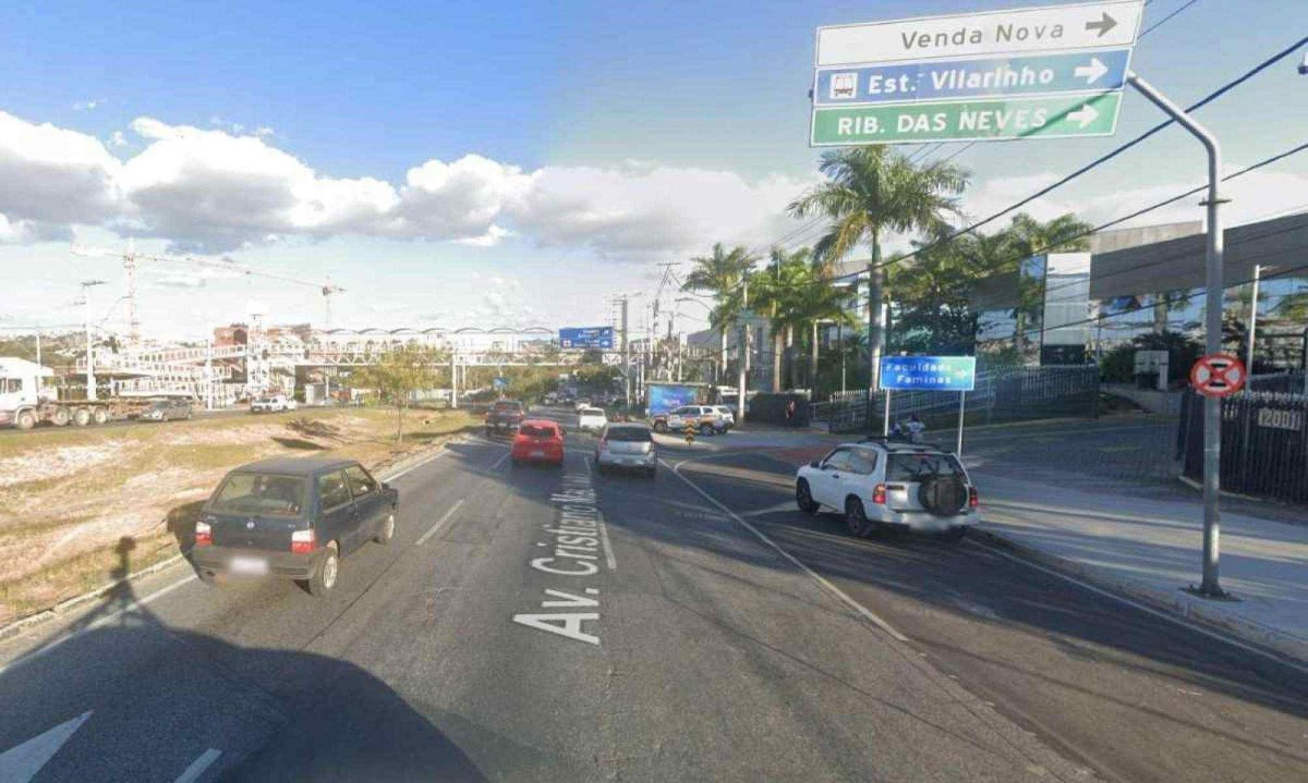 Trincheira fará a ligação da Av. Cristiano Machado com a Rua das Gabirobas, reduzindo o tempo de deslocamento do Centro de BH com a região Norte -  (crédito: Reprodução/Google Street View)